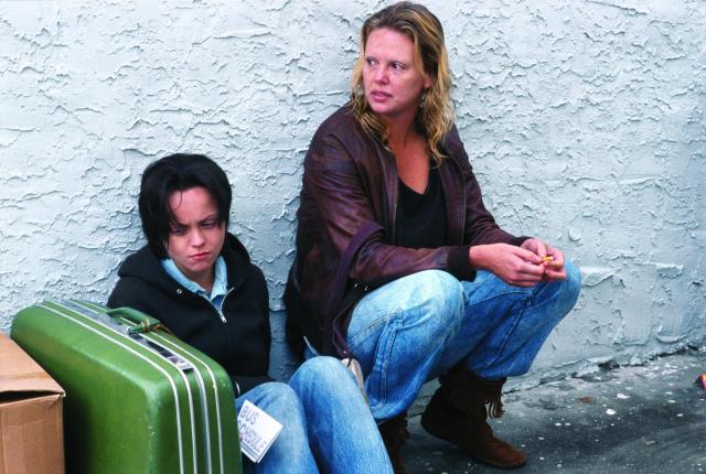 still-of-christina-ricci-and-charlize-theron-in-monster